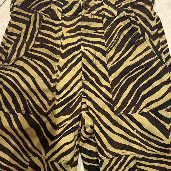 💫Banana Republic Women's Sloan Black & Yellow Animal Prints Jeans - Picture 3 of 10